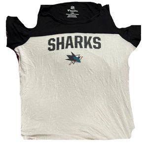 Sharks t shirt L